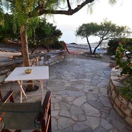 Junior Paradise! Agiassos